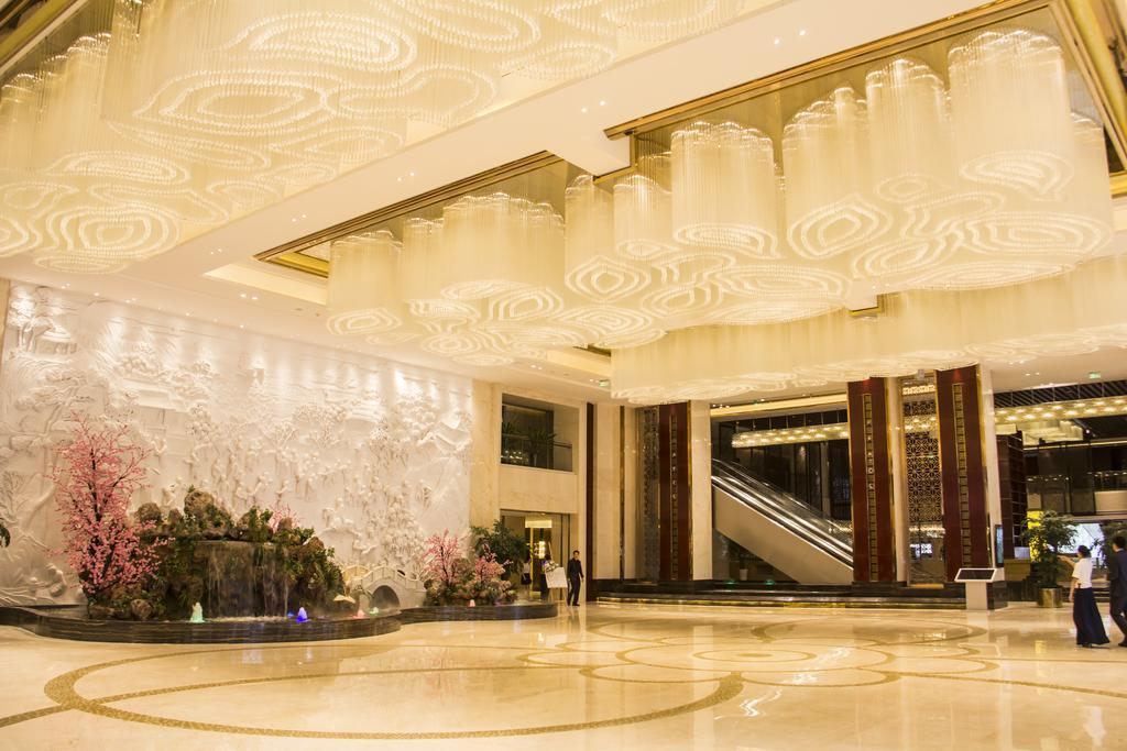 Chengdu Cynn Hotel Exterior photo