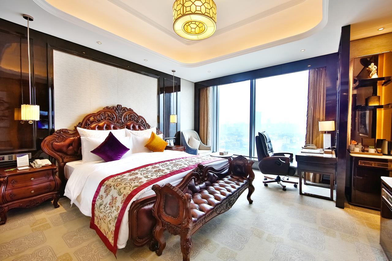 Chengdu Cynn Hotel Exterior photo